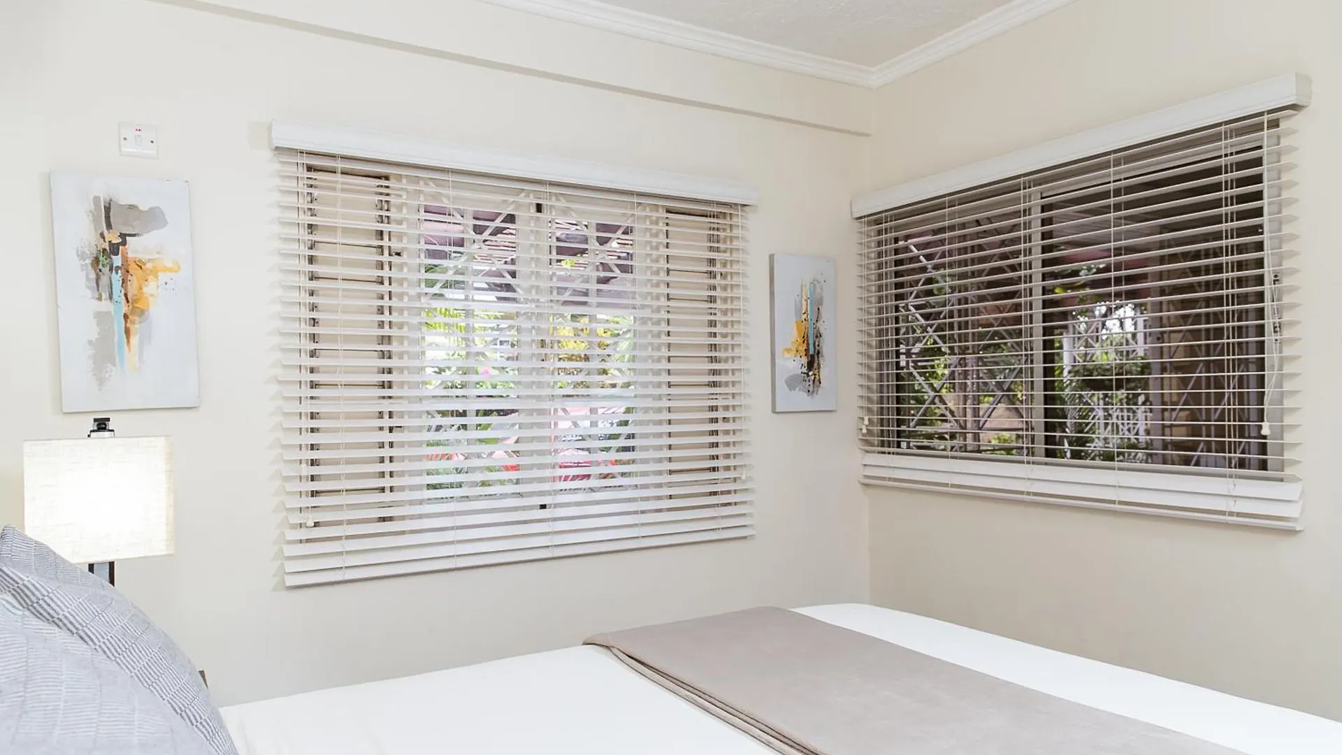 Aquahaven Retreat In Kingston Villa Holiday home