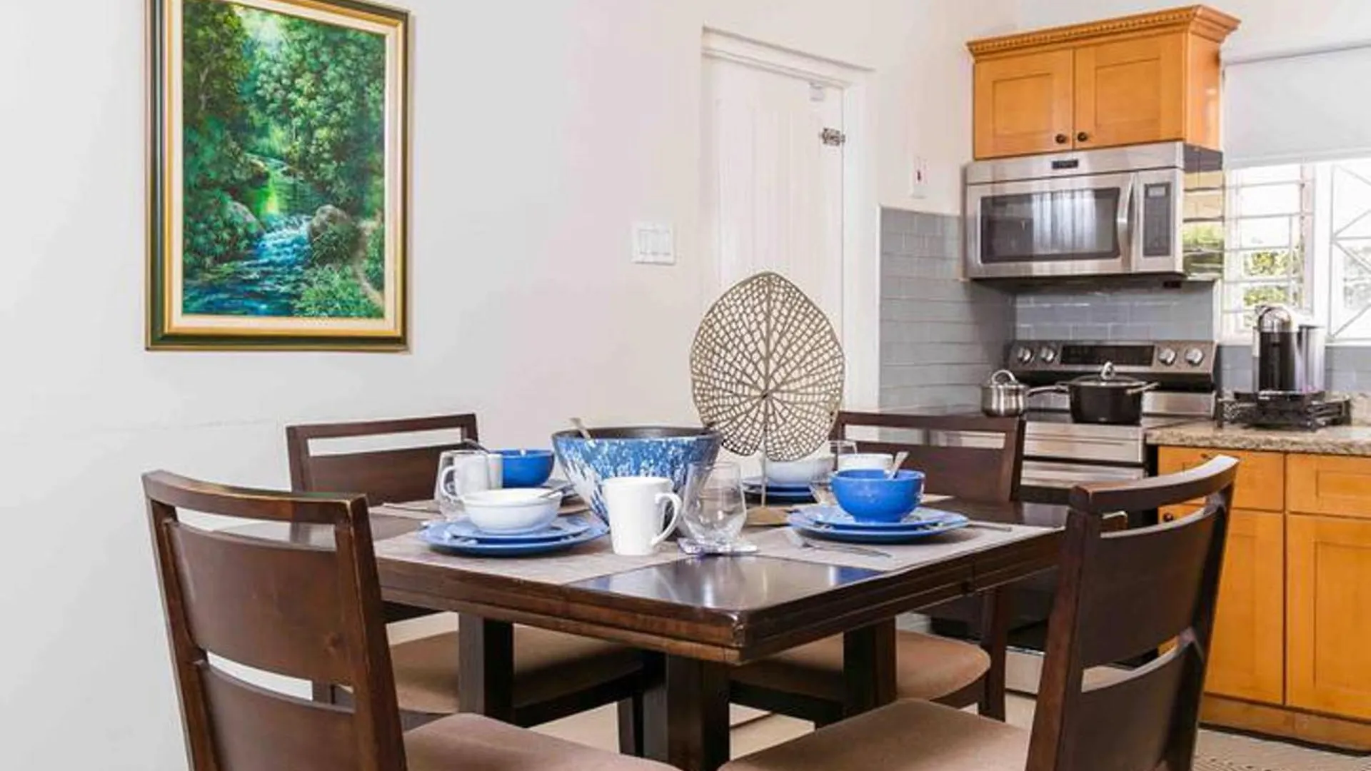 Aquahaven Retreat In Kingston Villa